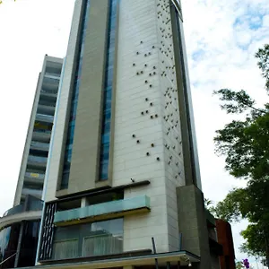 Inntu 4* Medellin